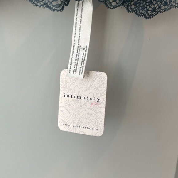 Free People bra - BNWT - Picture 3 of 4
